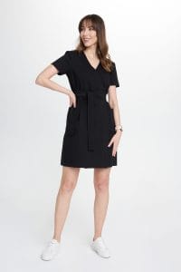 Sukienka medyczna kopertowa z krótkim rękawem Premium CZARNA
