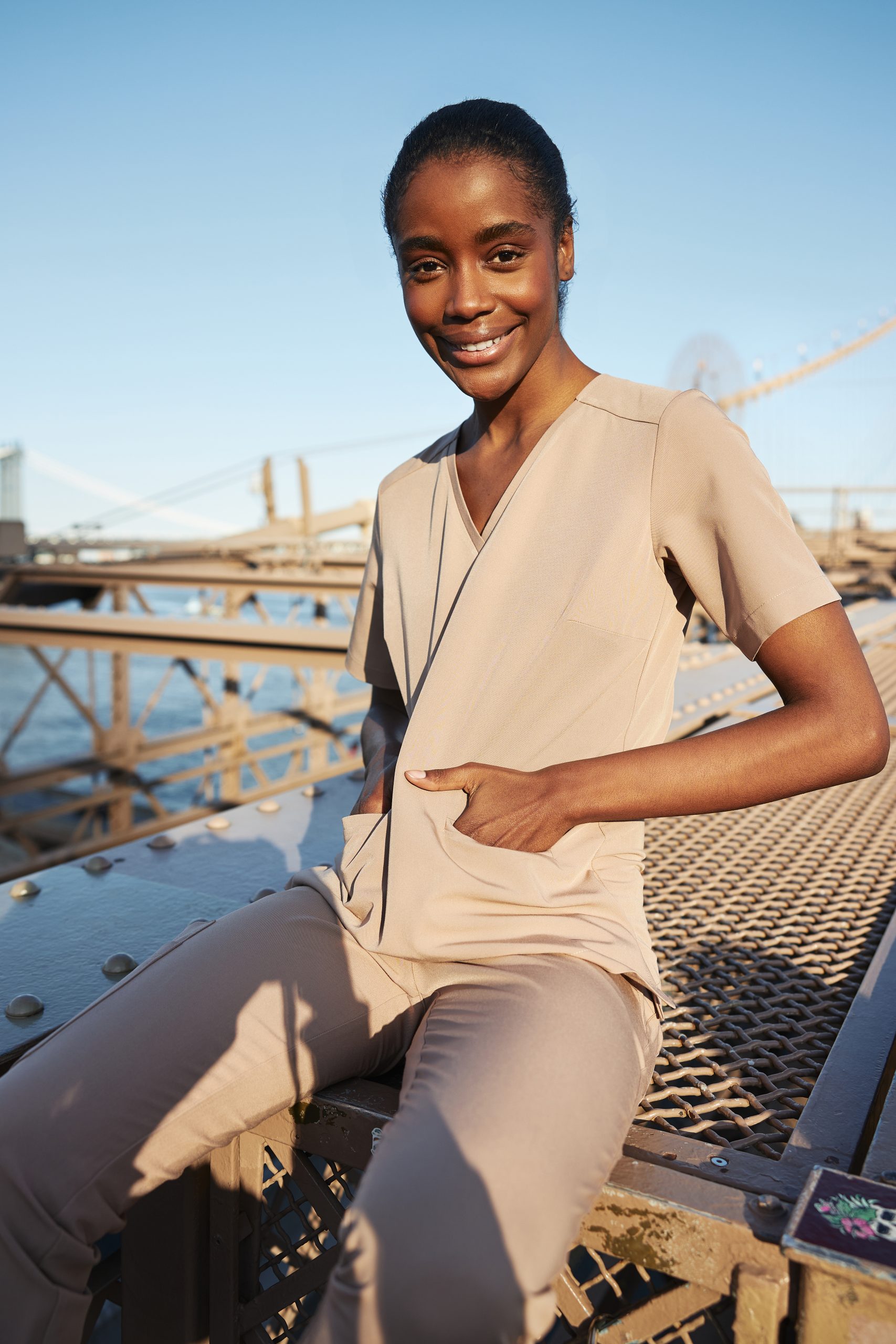 Women’s medical blouse scrubs Basic CAPPUCCINO