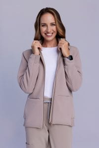 Női orvosi fleece felső LATTE