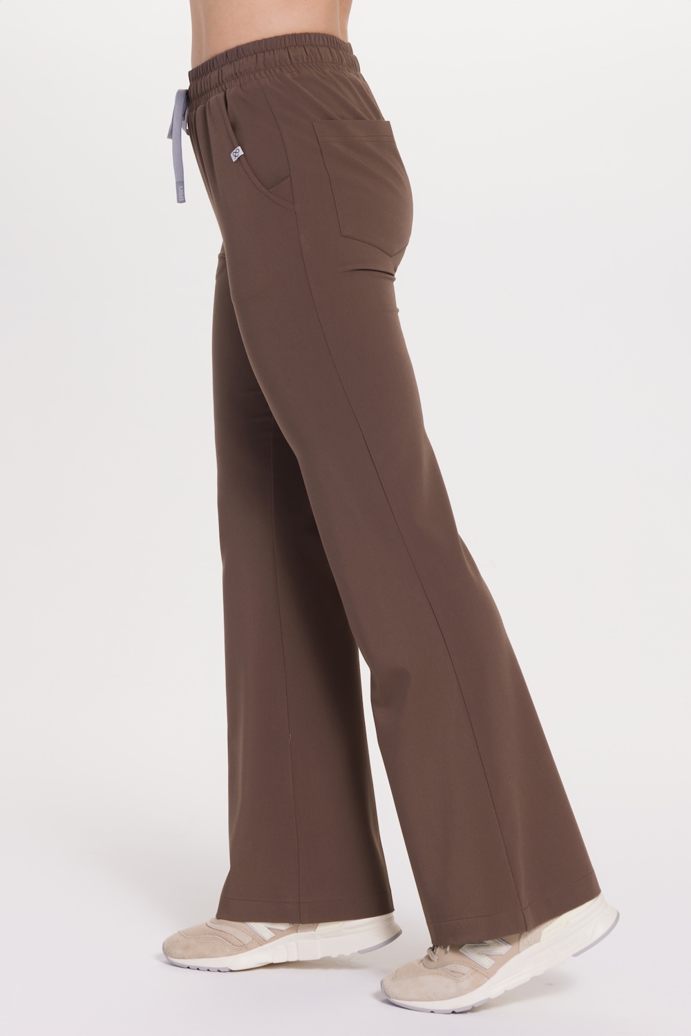 Women’s medical pants FLARE SCRUBS Basic CHOCOLATE