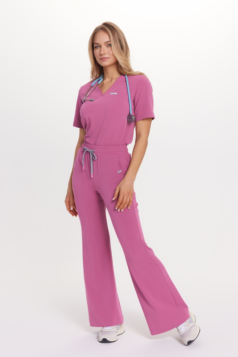 Spodnie medyczne damskie FLARE SCRUBS Basic MALINA