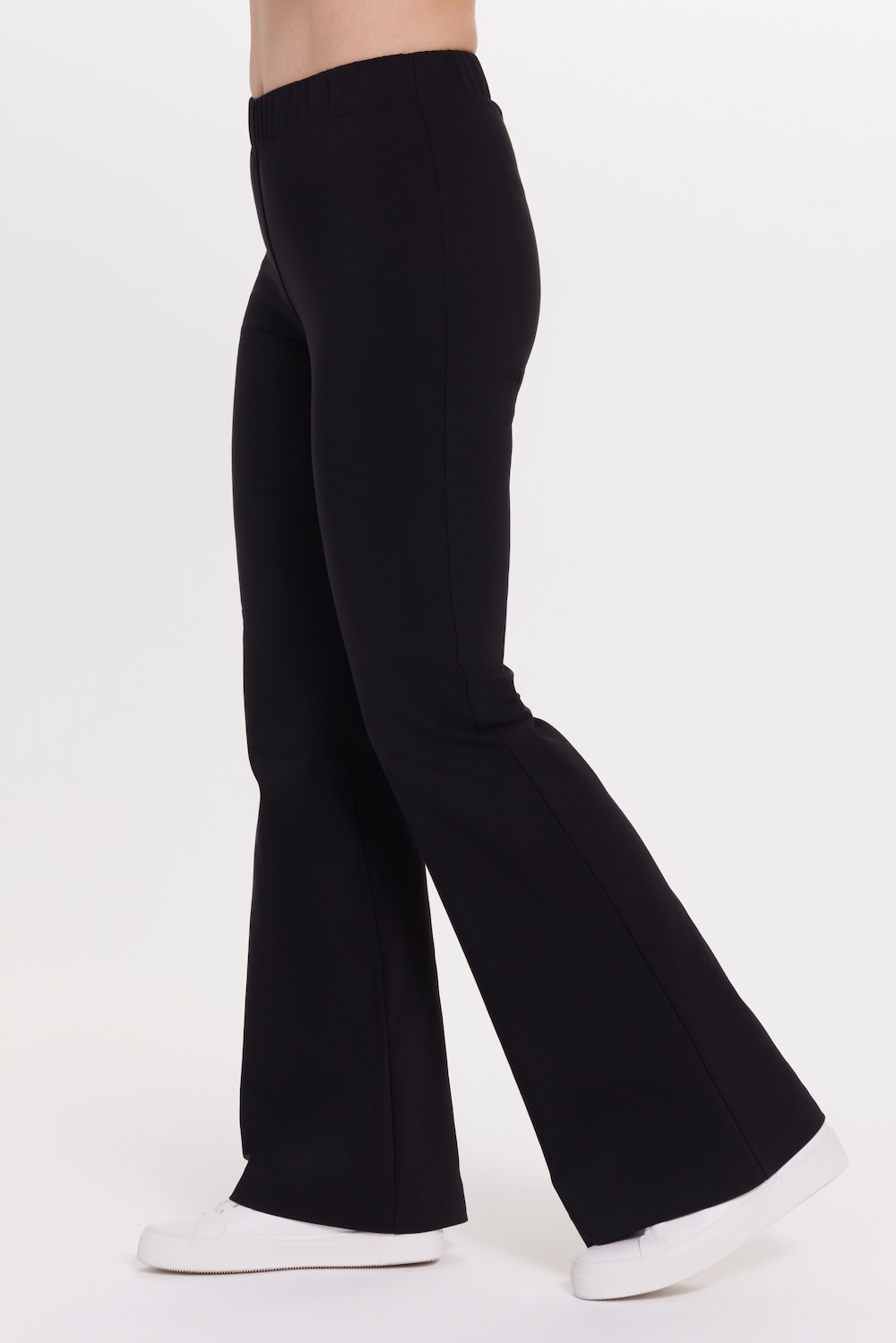 Women’s Flare Premium Medical Pants Black